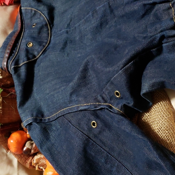 Vintage 1969 denim jacket - Picture 8 of 11
